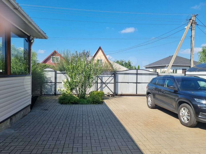 Дом 180 м² на участке 15 сот.