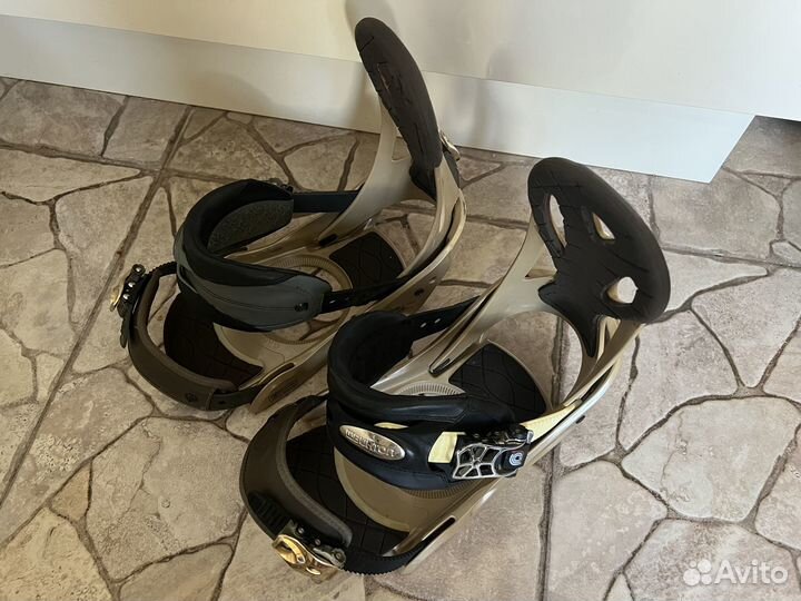 Крепления на сноуборд burton Custom