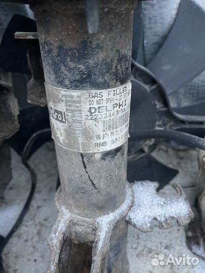 Пневмостойка передняя range rover l322