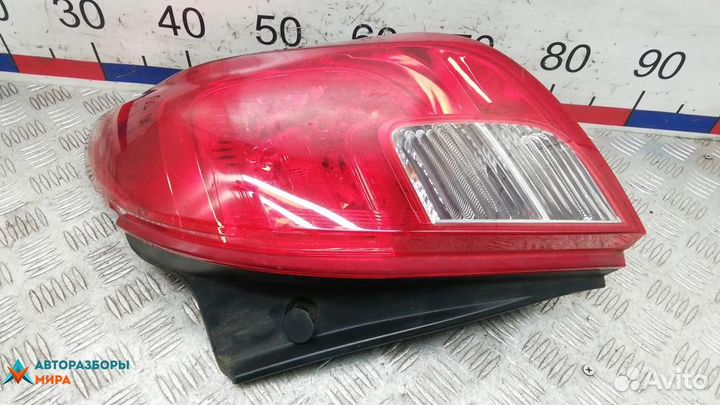 Фонарь задний правый Opel Mokka 2014