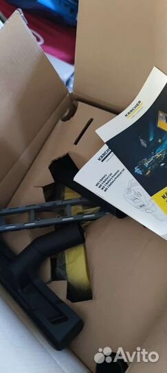 Хозяйственный пылесос новый karcher WD3 Battery
