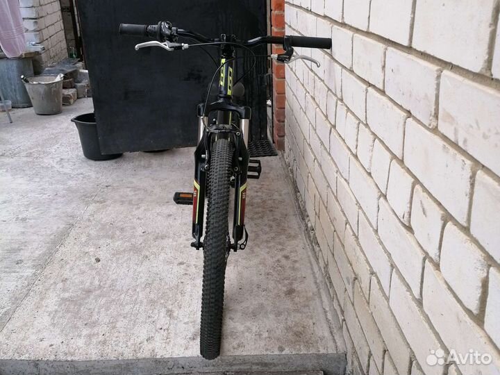 Велосипед бу детский GT