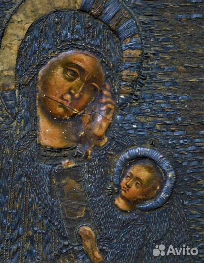 Икона старинная Богородица шитый оклад серебро