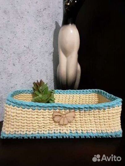 Вязаные корзинки