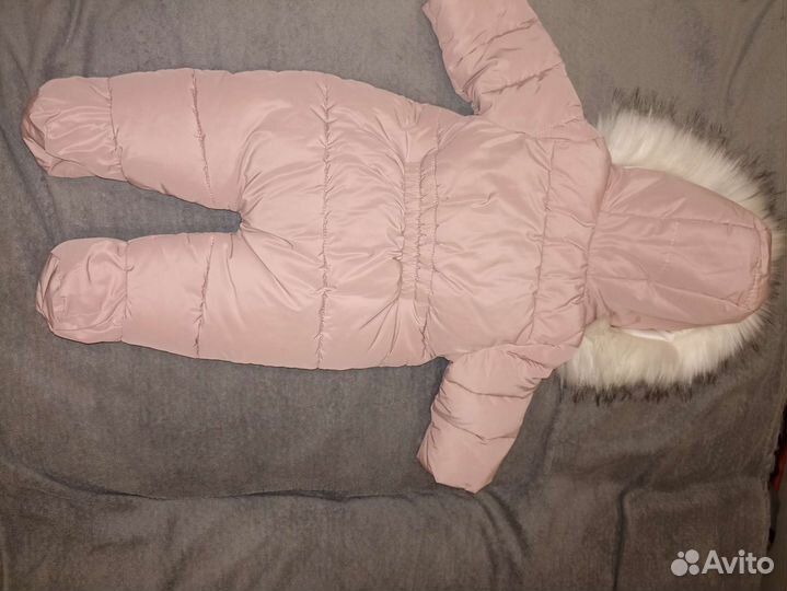 Зимний комбинезон для девочки