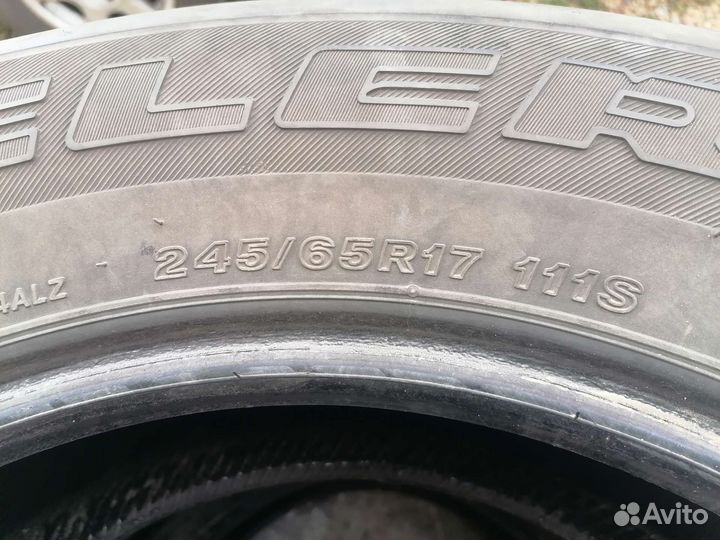 Bridgestone Desert Dueler 245/65 R17