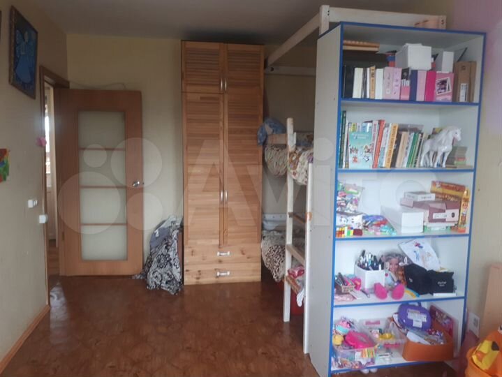 3-к. квартира, 72 м², 1/2 эт.