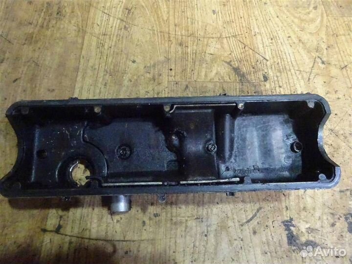 Крышка головки блока (клапанная) ваз 2108