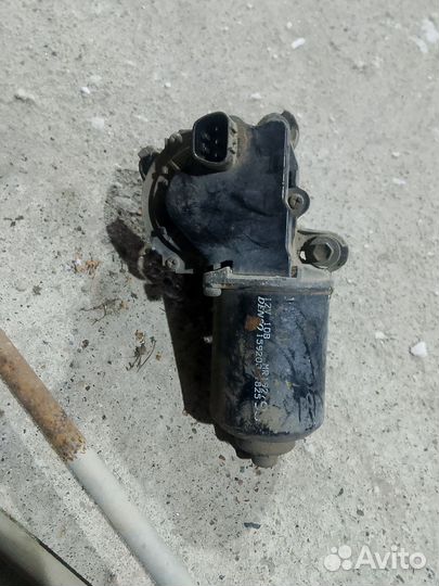 Трапеция дворников с мотором на mitsubishi galant8