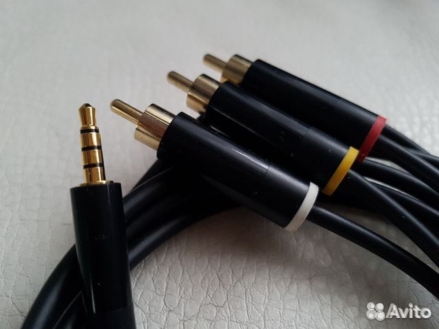 Композитный AV-кабель для XBox 360 E. Оригинал