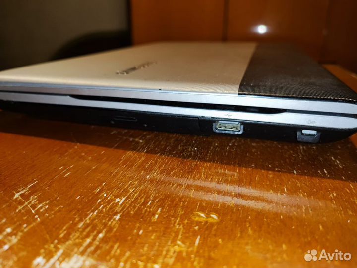 Ноутбук samsung