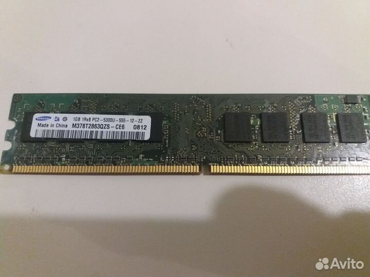 Модуль оперативной памяти 1 GB