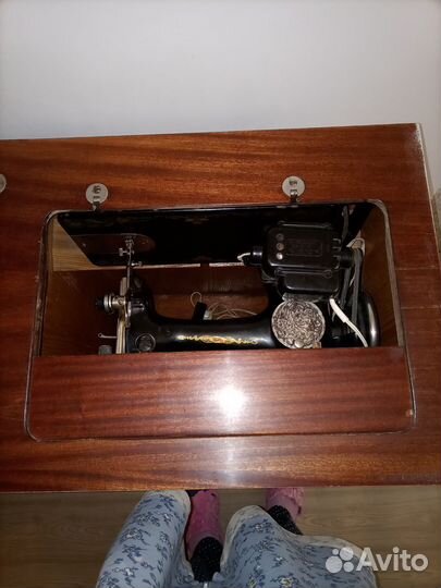Швейная машина Подольск с электроприводом