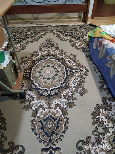 Ковер 2 на 3 бу