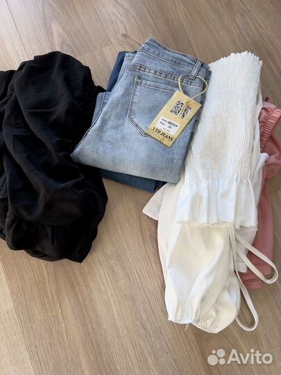 Пакет вещей на девушку 42