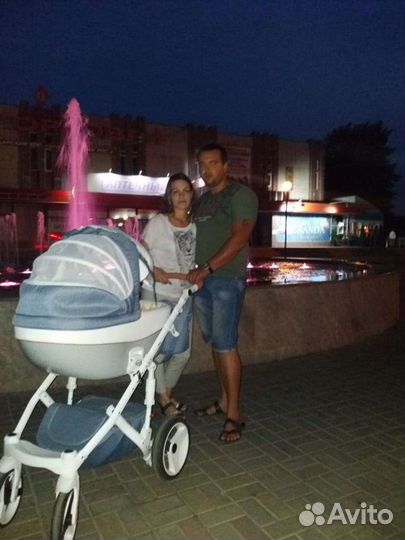 Продам детскую коляску бу