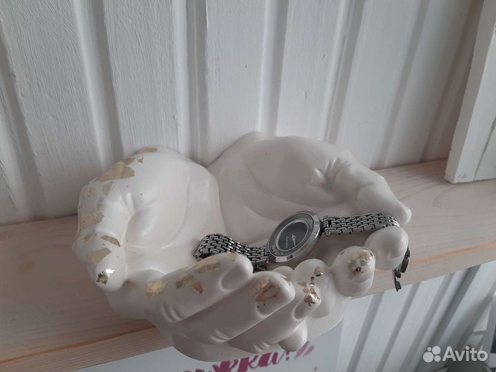 Кашпо, статуэтка и органайзер