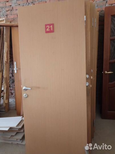 Продам двери межкомнатные