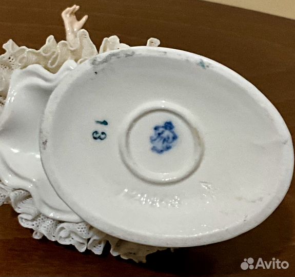 Балерина в светлом платье. Volkstedt