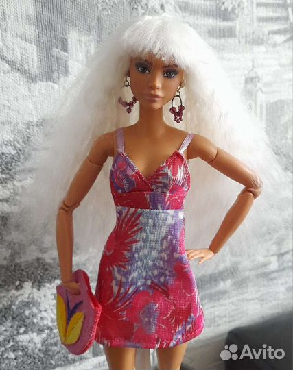 Барби Looks Лина 6 пар обуви парик серьги