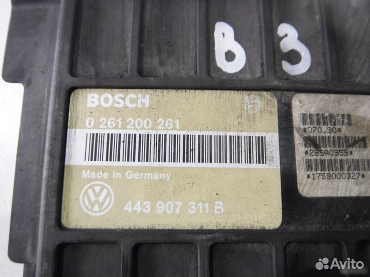 Блок управления двигателем Passat B3