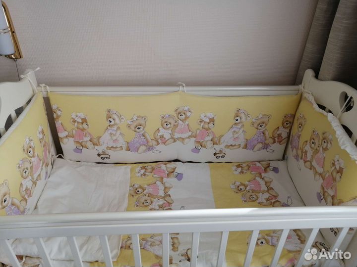 Набор в детскую кроватку