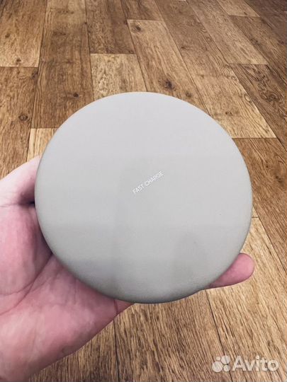 Беспроводная зарядка Samsung EP-PG950