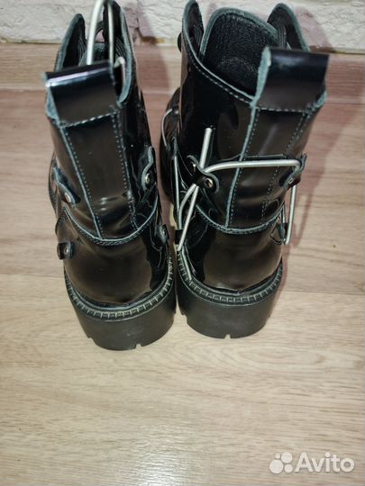 Ботинки женские натуральный лак