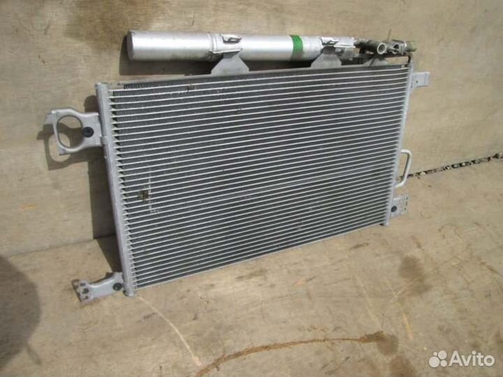 Радиатор кондиционера Mercedes-Benz C230 W203