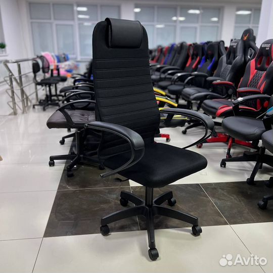 Компьютерное кресло