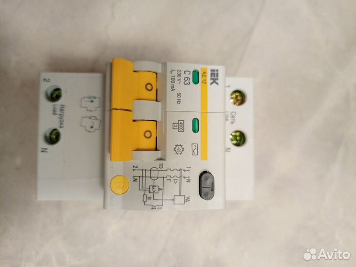 Дифференциальный автомат IEK ад12 С63 100мА