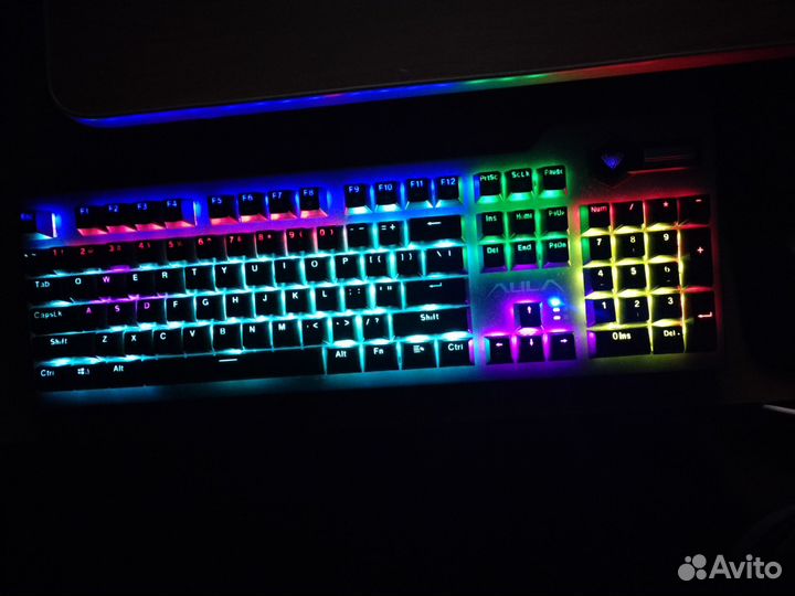 Игровая клавиатура механика с подсветкой