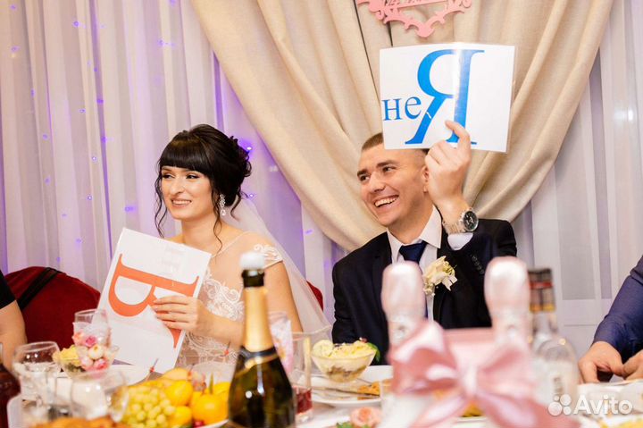 Веселая ведущая, которая поет + DJ