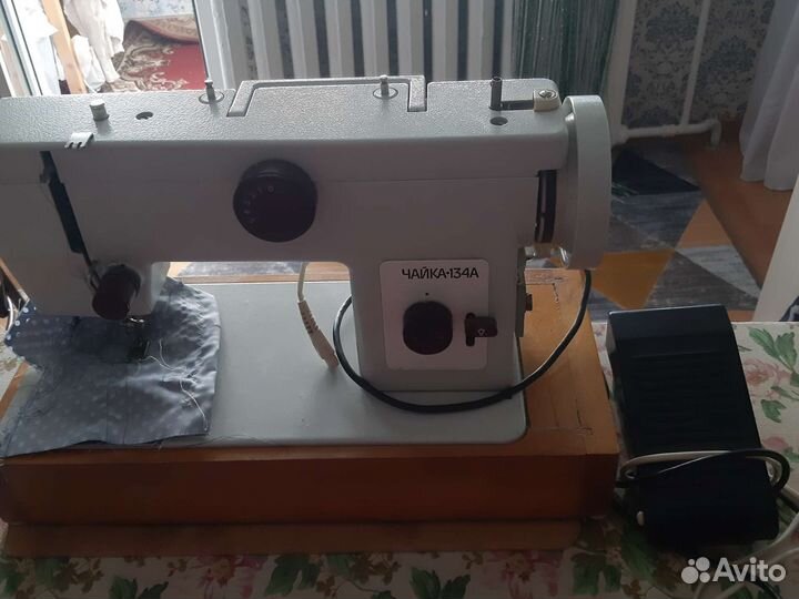 Швейная машина Чайка 134