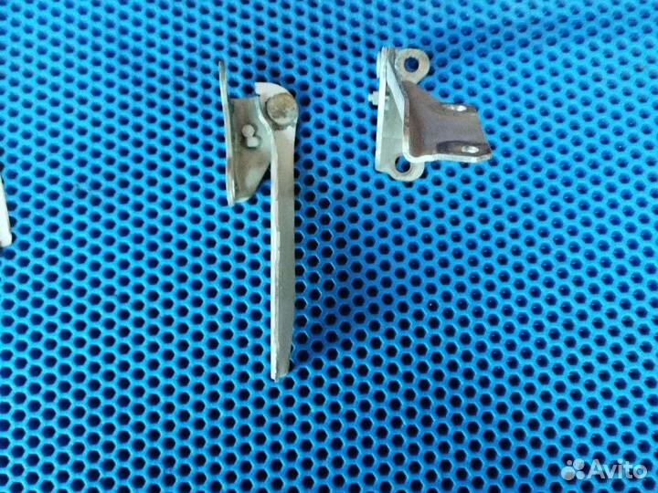 Петли капота Mitsubishi carisma 1рестайлинг