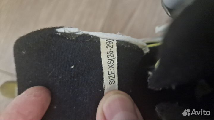 Роликовые коньки