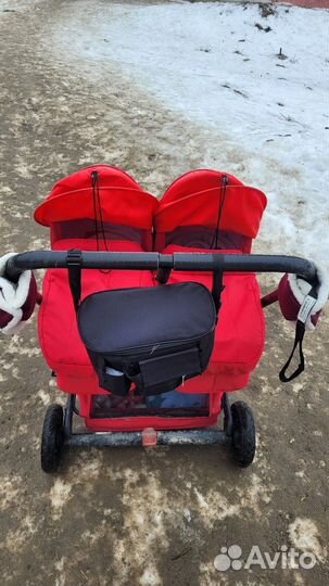Коляска для двойни