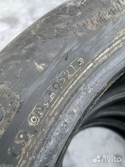 Bridgestone Blizzak DM-V3 235/55 R20