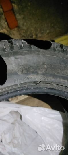 Yokohama Ice Guard IG55 215/55 R16