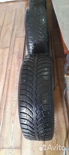 Bridgestone Blizzak Spike-01 195/65 R15 91