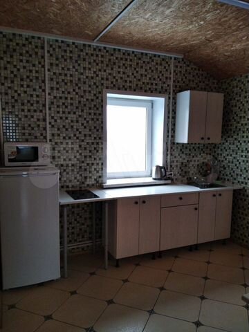 2-к. квартира, 70 м², 3/3 эт.