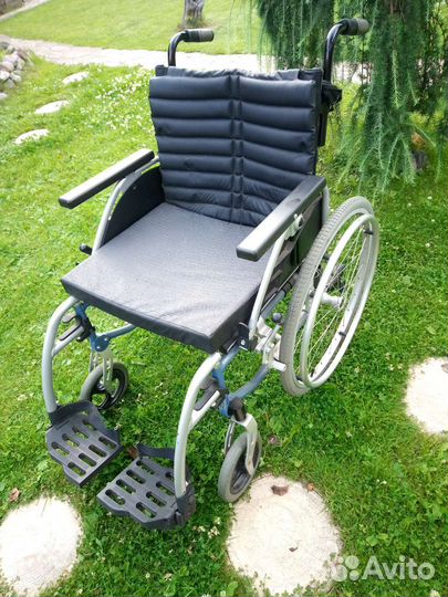 Инвалидная коляска складная бу