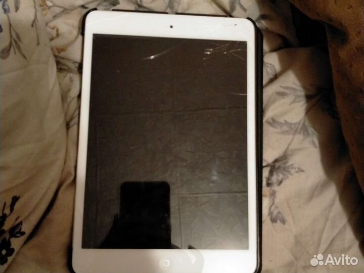 iPad mini 2 12гигабайт
