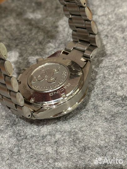 Наручные часы Omega speedmaster