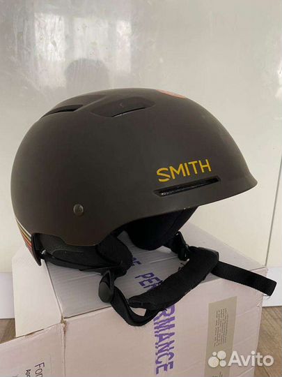 Горнолыжный шлем Smith Pivot