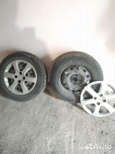 Sava Eskimo Stud 185/65 R15