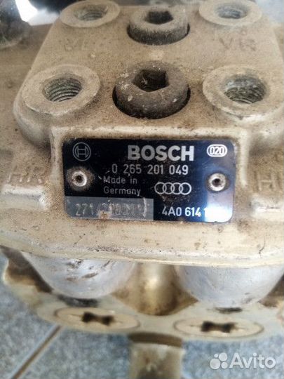 Блок ABS Audi 100 4 (C4)