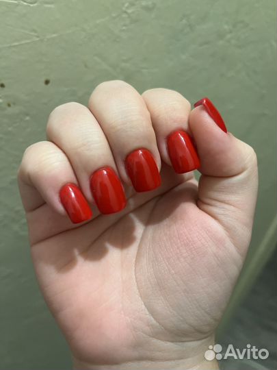 Модель на маникюр