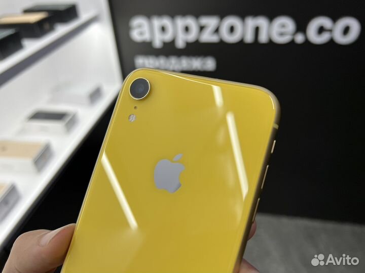 iPhone Xr, 64 ГБ