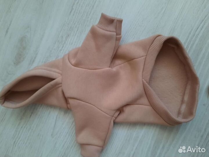 Комбинезон для маленькой собаки